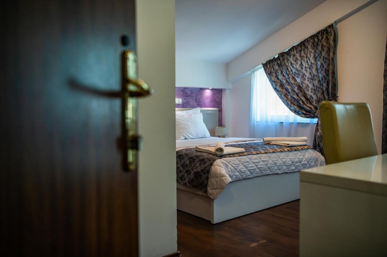 Hotel Oasis Gnojnice Eksteriør billede