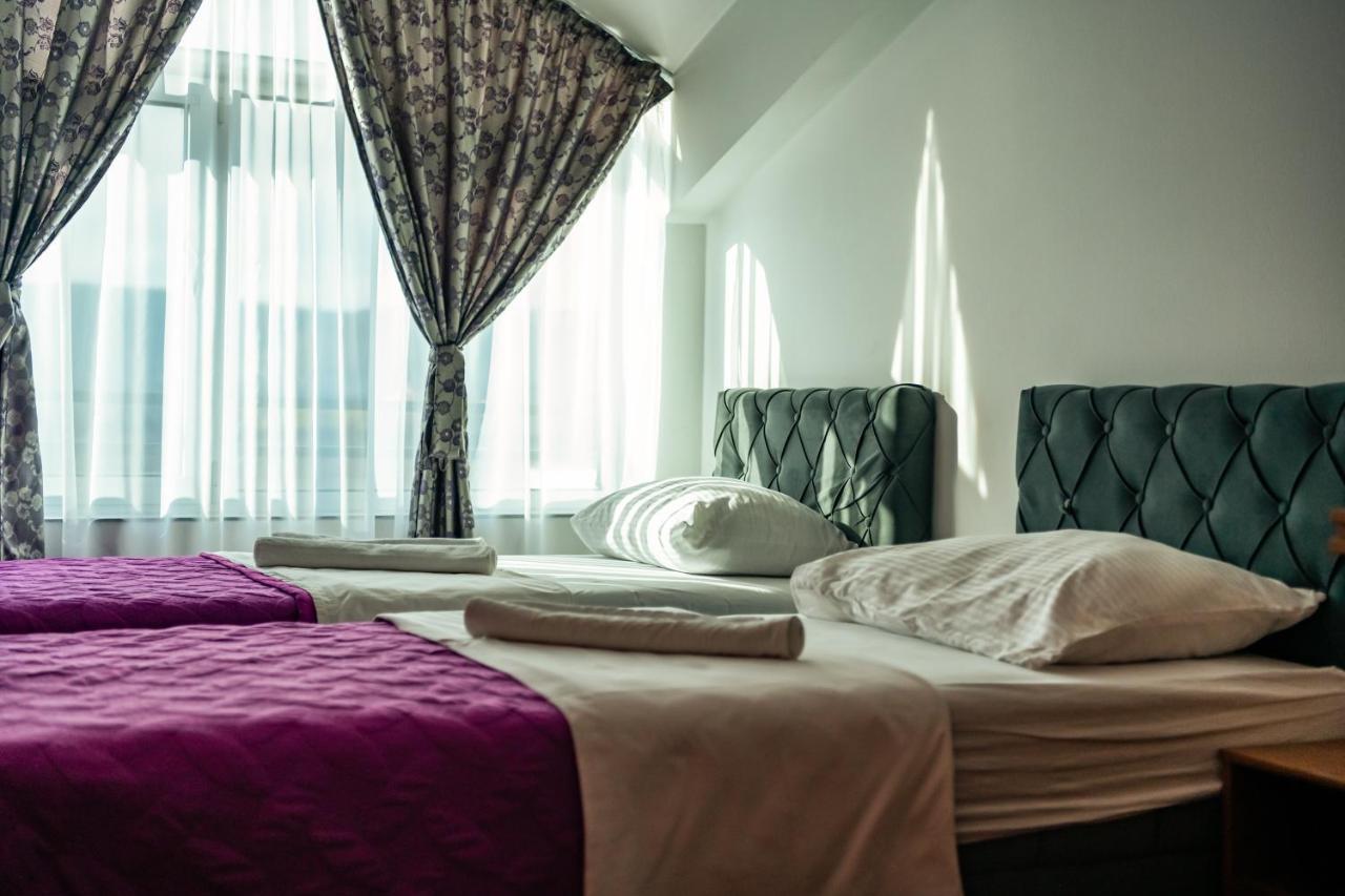 Hotel Oasis Gnojnice Eksteriør billede