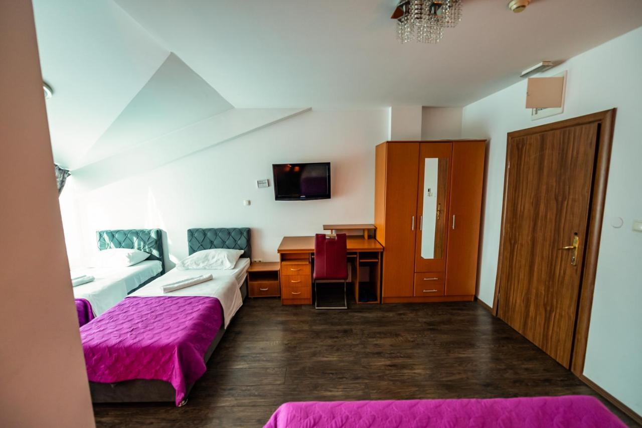 Hotel Oasis Gnojnice Eksteriør billede