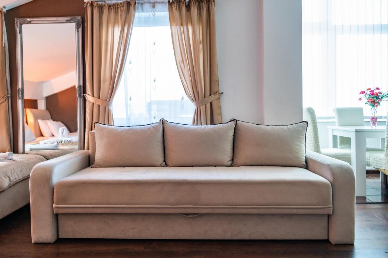 Hotel Oasis Gnojnice Eksteriør billede