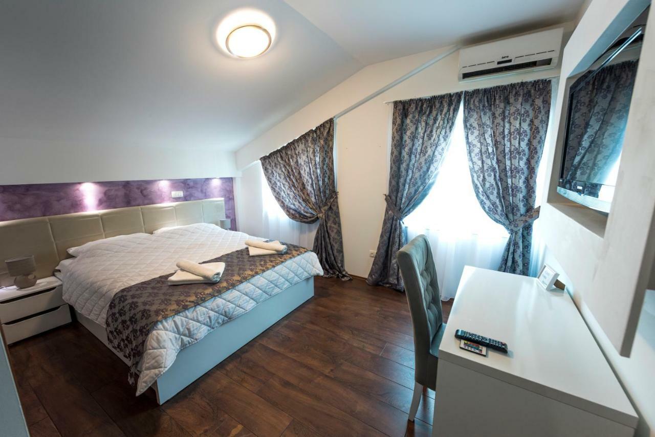 Hotel Oasis Gnojnice Eksteriør billede