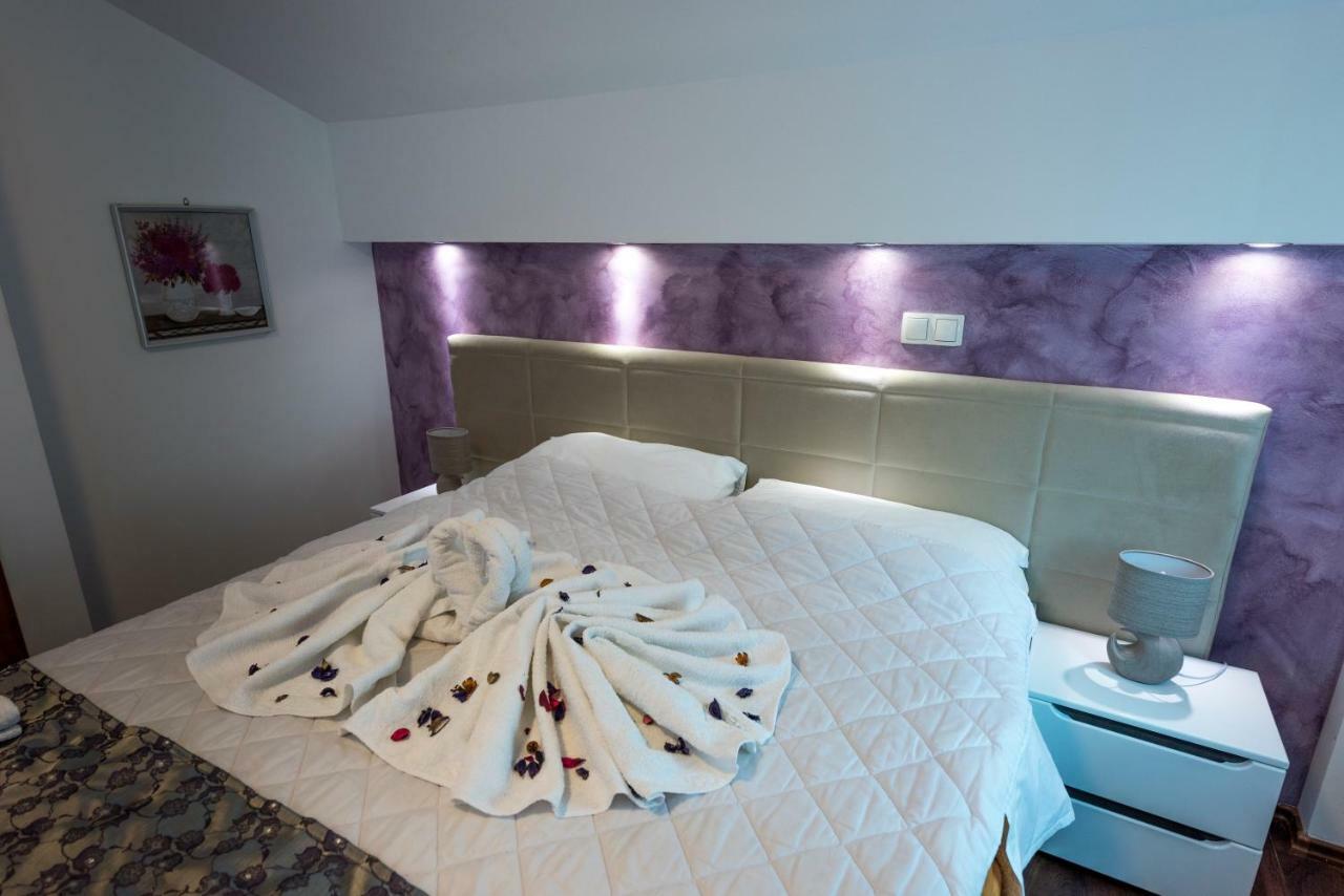 Hotel Oasis Gnojnice Eksteriør billede